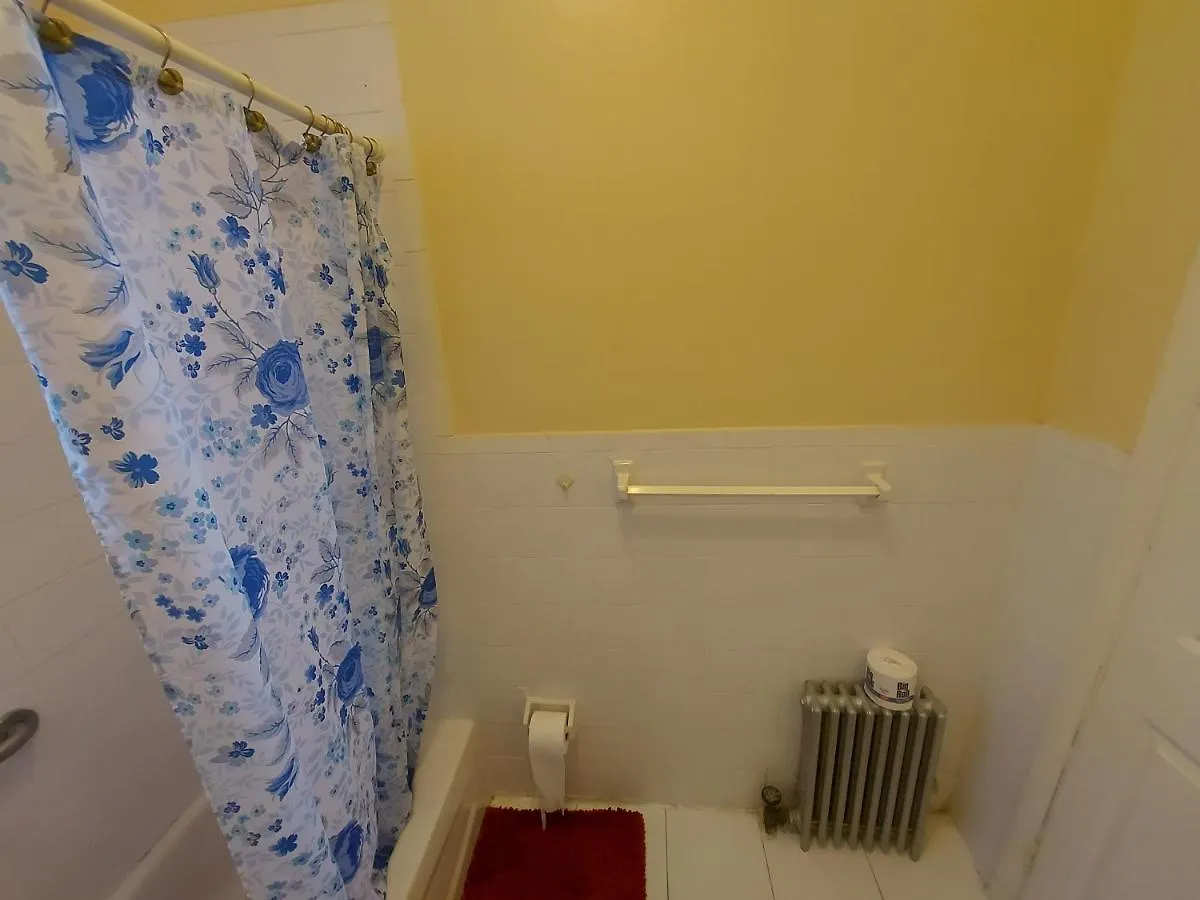 Homestay Crsytal Chateau Room Rental New York