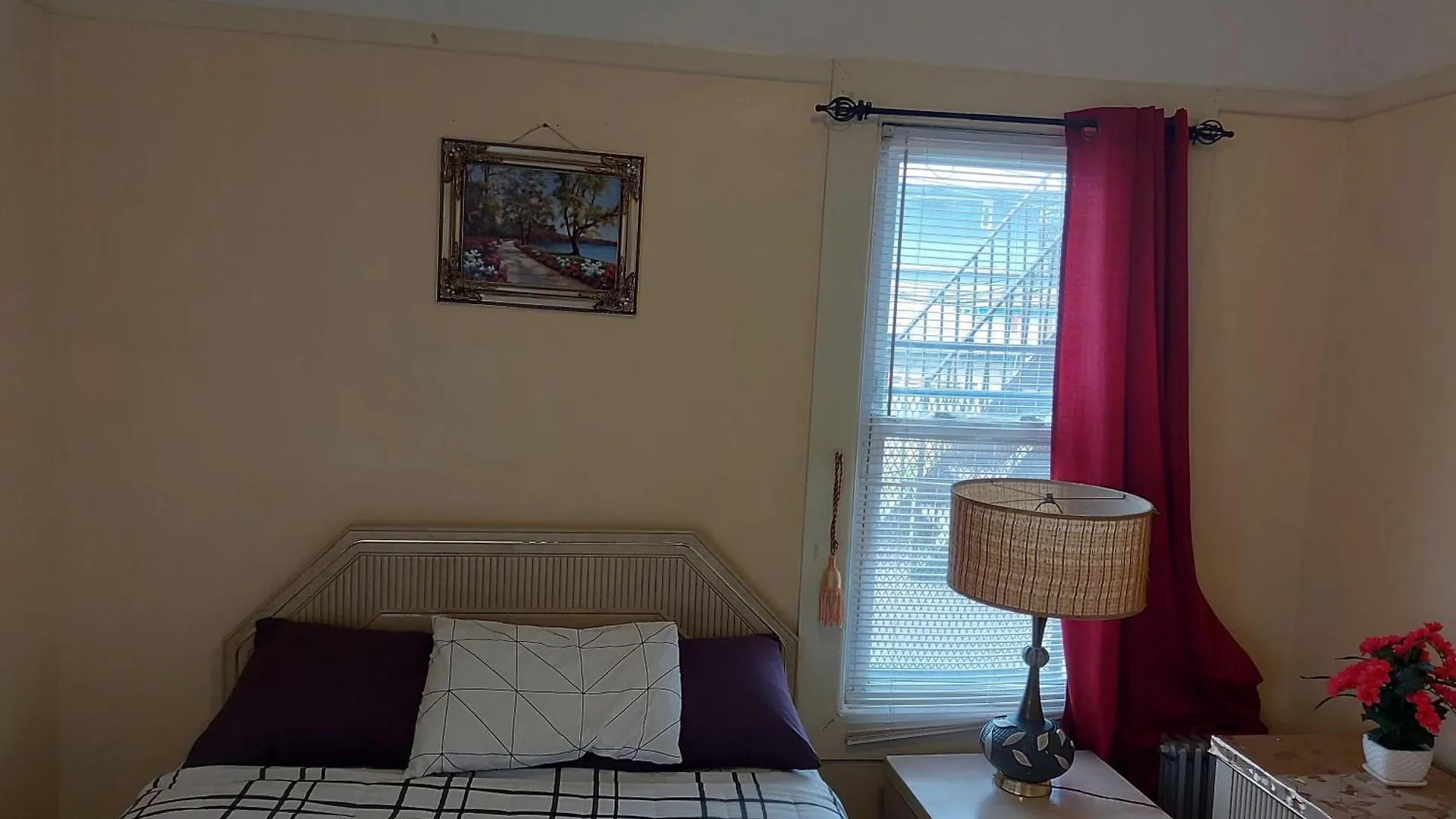 Crsytal Chateau Room Rental New York United States